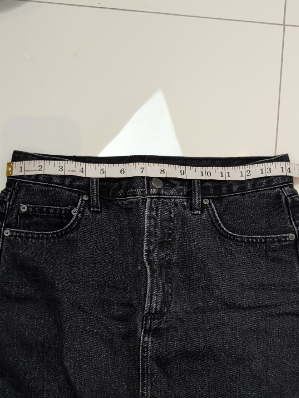 NWOT Denim Forum Aritzia The '90s Ricci Denim Skirt Black 26 Brand - Picture 9 of 14